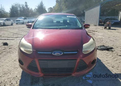 2014 Ford Focus Se z USA, uszkodzony, nr VIN 1FADP3F24EL443562